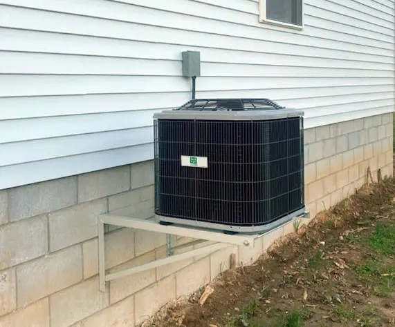 Day and Night wall mount heat pump